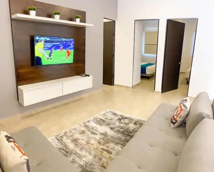 Elegante Y Preciosa Casa Con Excelente Ubicacion Villa Cancún Eksteriør billede