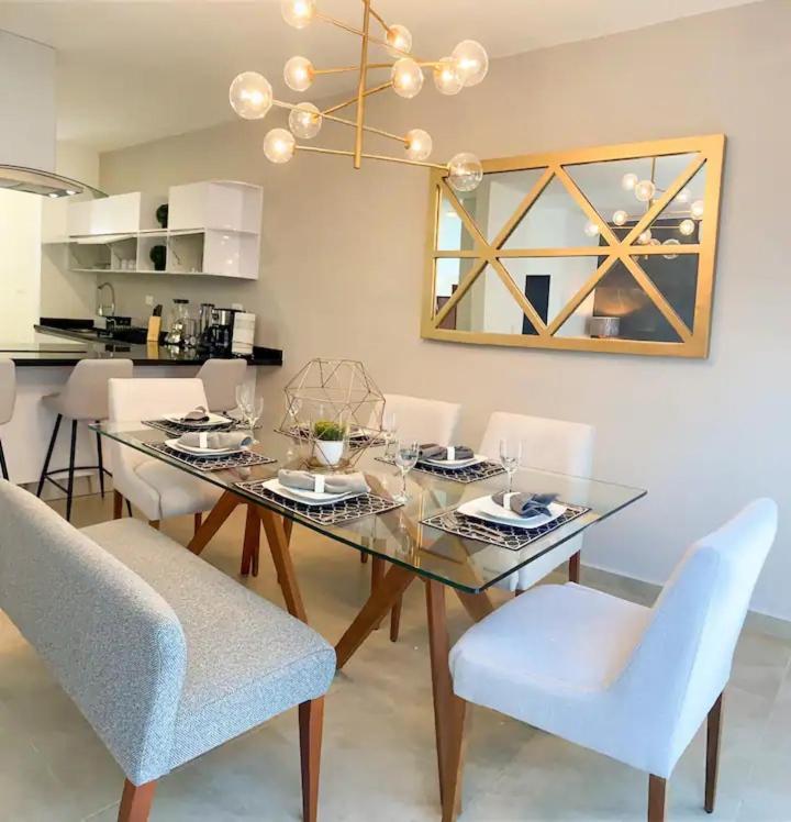 Elegante Y Preciosa Casa Con Excelente Ubicacion Villa Cancún Eksteriør billede