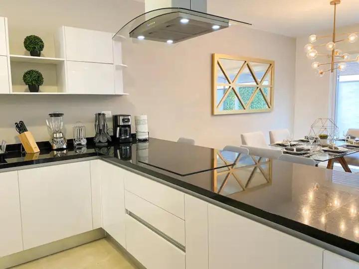 Elegante Y Preciosa Casa Con Excelente Ubicacion Villa Cancún Eksteriør billede
