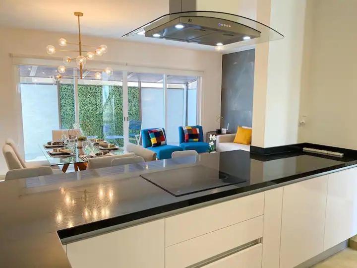 Elegante Y Preciosa Casa Con Excelente Ubicacion Villa Cancún Eksteriør billede