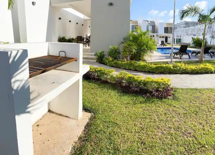 Elegante Y Preciosa Casa Con Excelente Ubicacion Villa Cancún Eksteriør billede
