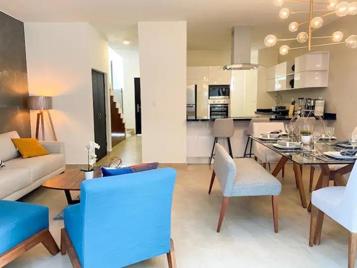 Elegante Y Preciosa Casa Con Excelente Ubicacion Villa Cancún Eksteriør billede