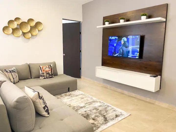 Elegante Y Preciosa Casa Con Excelente Ubicacion Villa Cancún Eksteriør billede