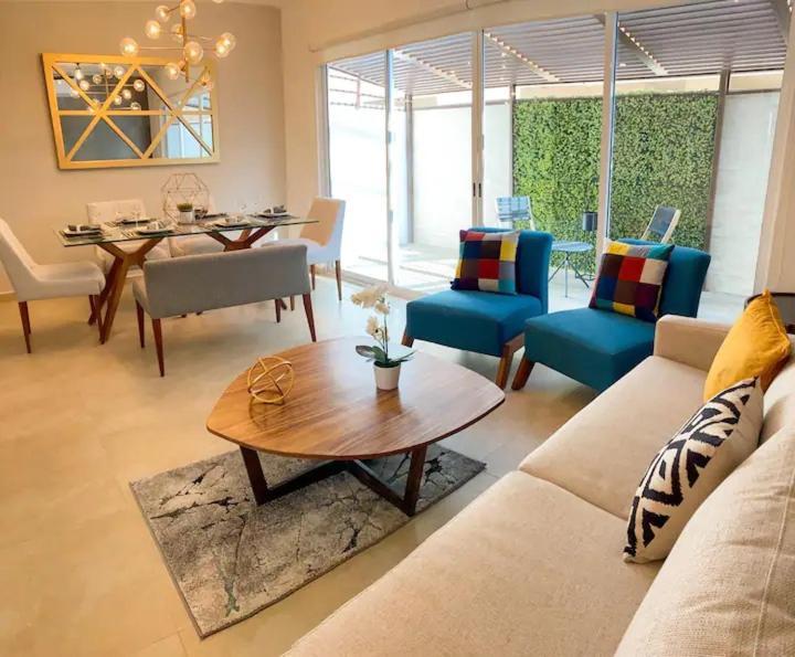 Elegante Y Preciosa Casa Con Excelente Ubicacion Villa Cancún Eksteriør billede