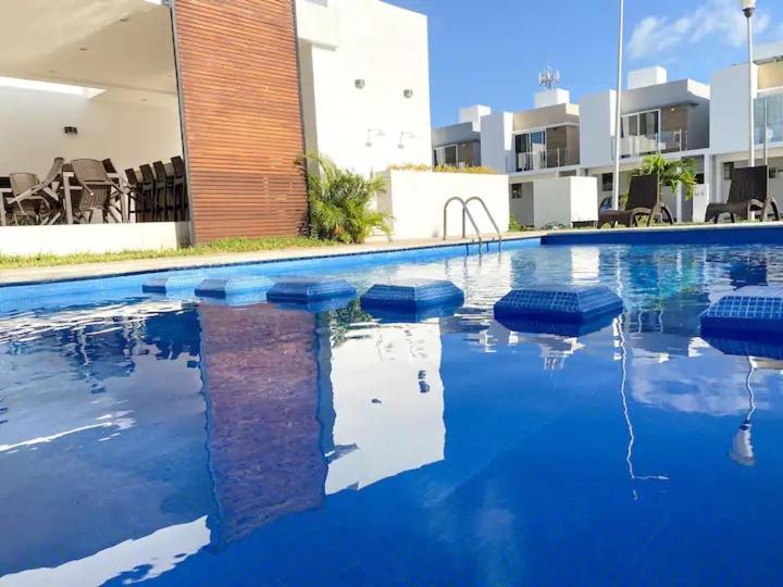 Elegante Y Preciosa Casa Con Excelente Ubicacion Villa Cancún Eksteriør billede